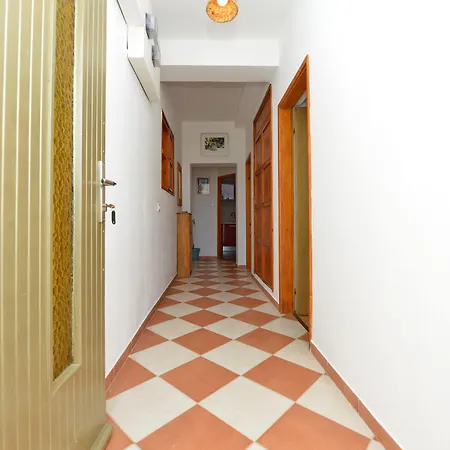 Appartement Kima Apartman With Garden *