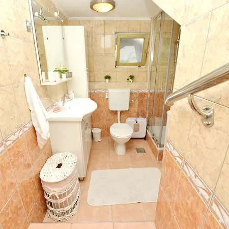 Kima With Garden Lejlighed