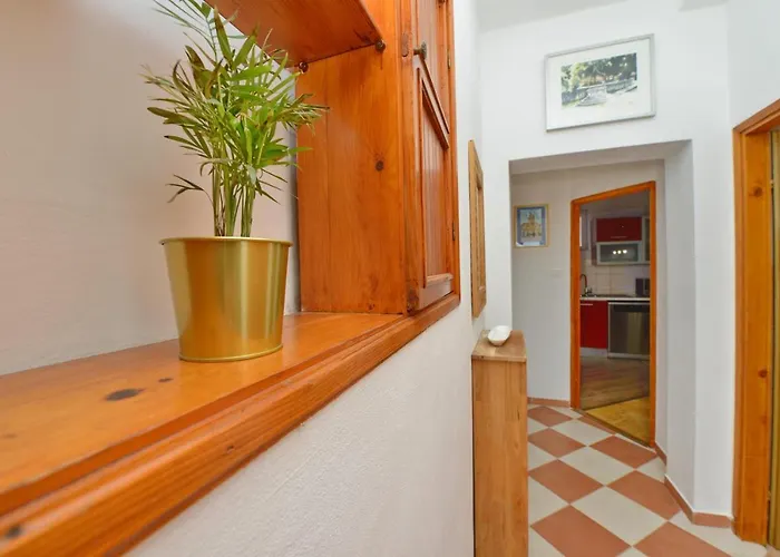 Kima With Garden 자다르